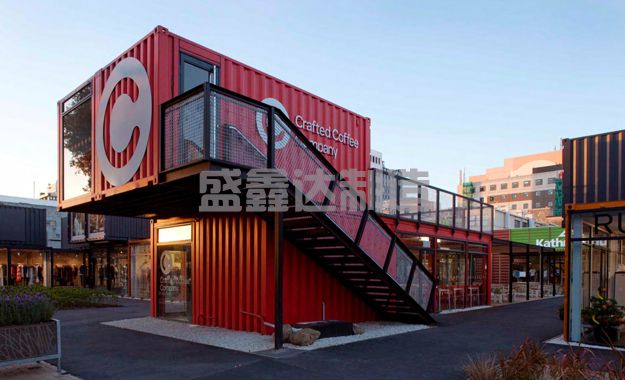 “訂單減少，空柜快堆到門口了！”全球集裝箱空箱突然多了起來